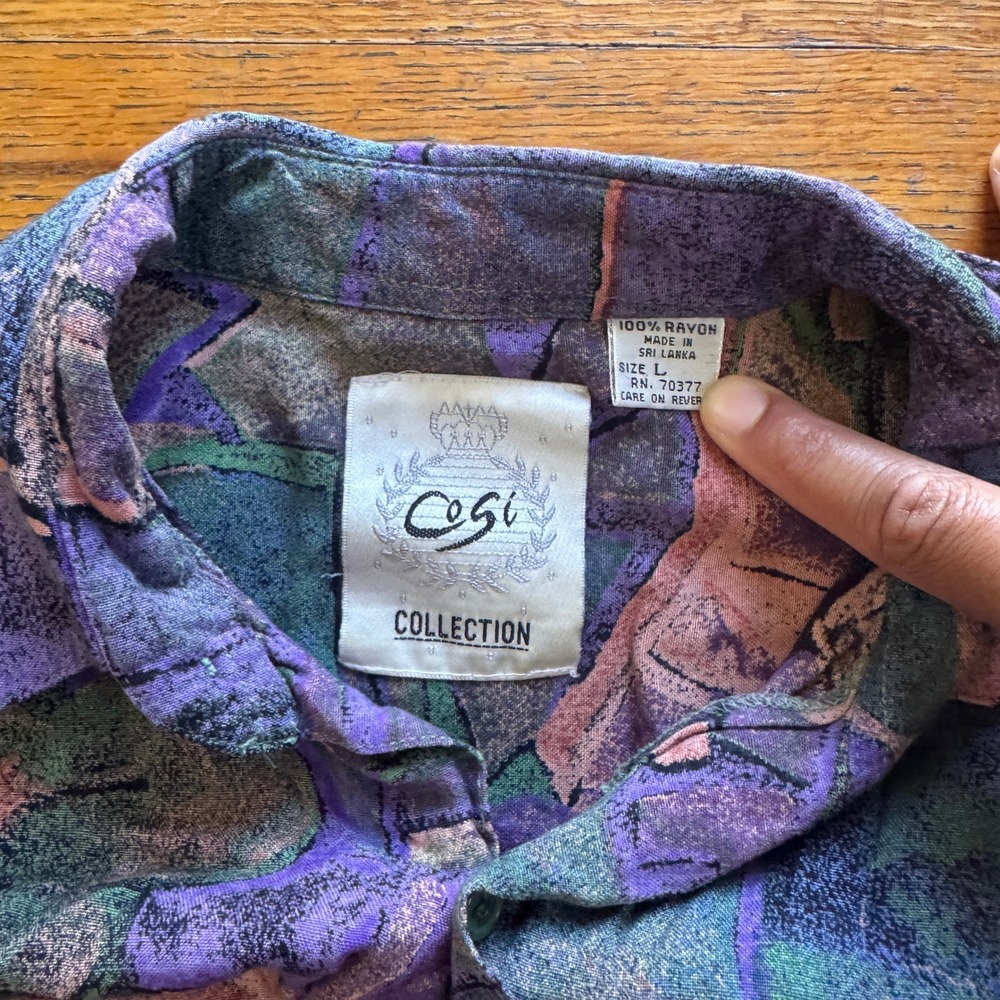 Cosi Collection Mens Large Vintage 90s Abstract Rayon Button Down Shirt Purple - Picture 2 of 5